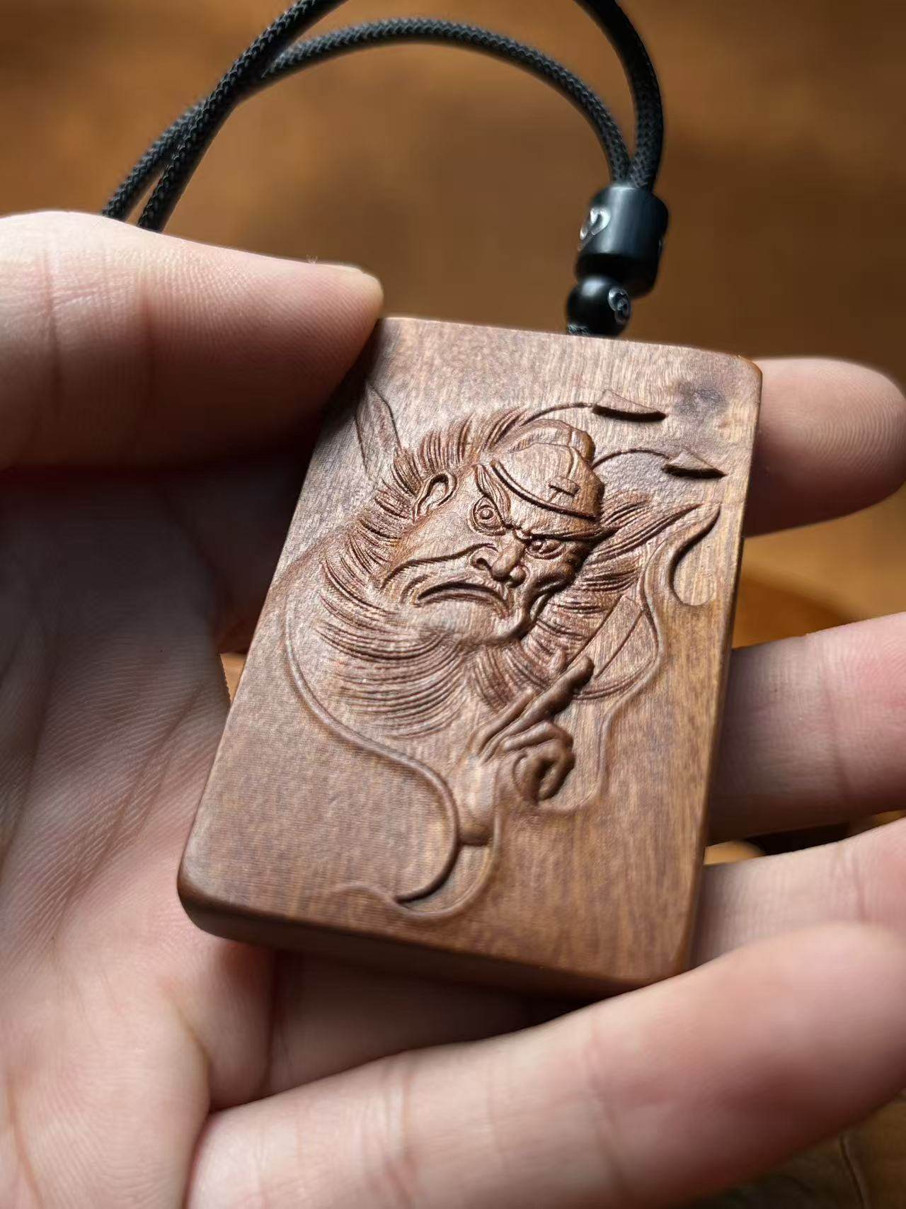 图片[1]-天师纳福辟斜招财枣木精雕随身平安无事牌-衔鳞集