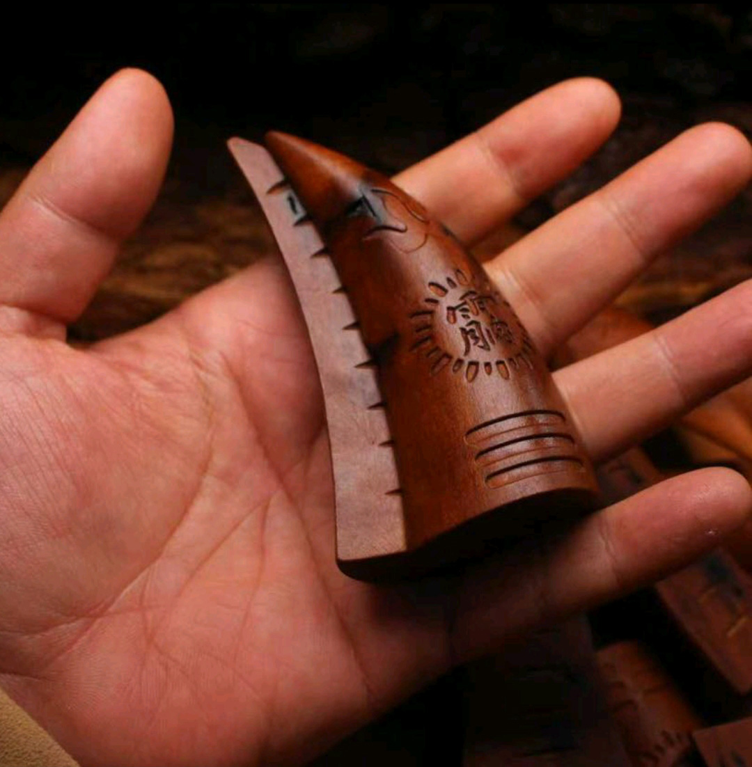 图片[5]-雷击枣木牛角杯筊一阴一阳问天地-衔鳞集