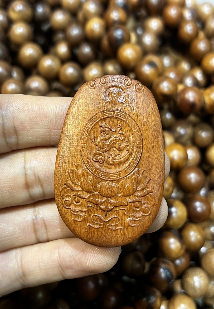 图片[1]-妈祖娘娘巡海护佑枣木精雕道系平安无事牌-衔鳞集