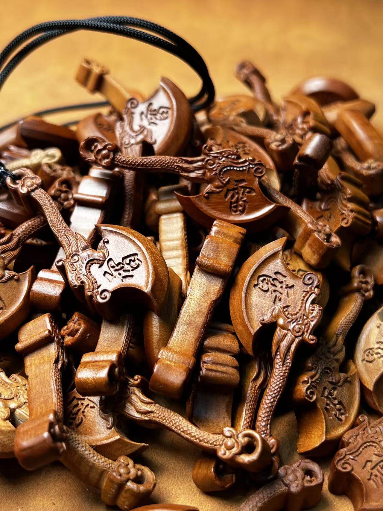 图片[3]-雷霆天威斧五雷枣木精雕道系护身吊坠-衔鳞集