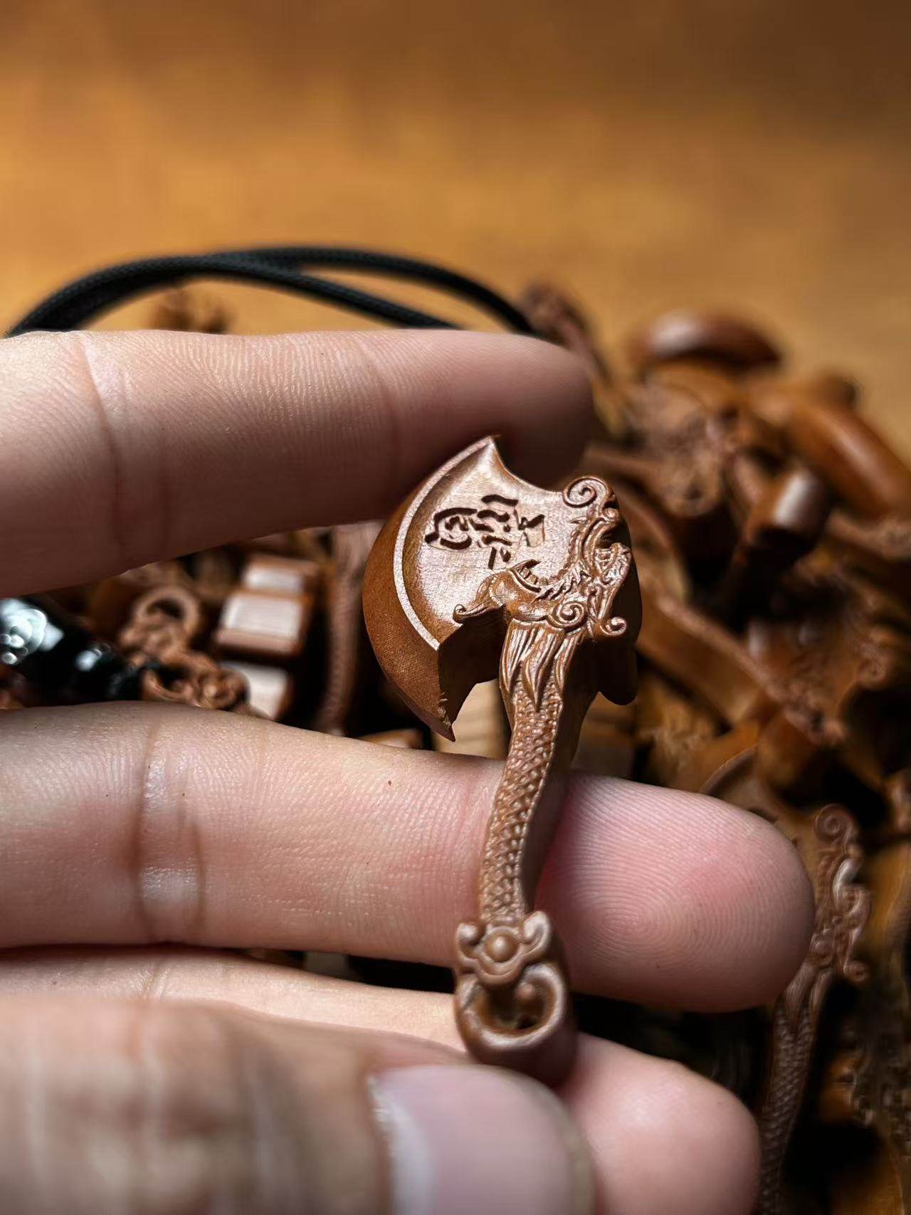 图片[2]-雷霆天威斧五雷枣木精雕道系护身吊坠-衔鳞集