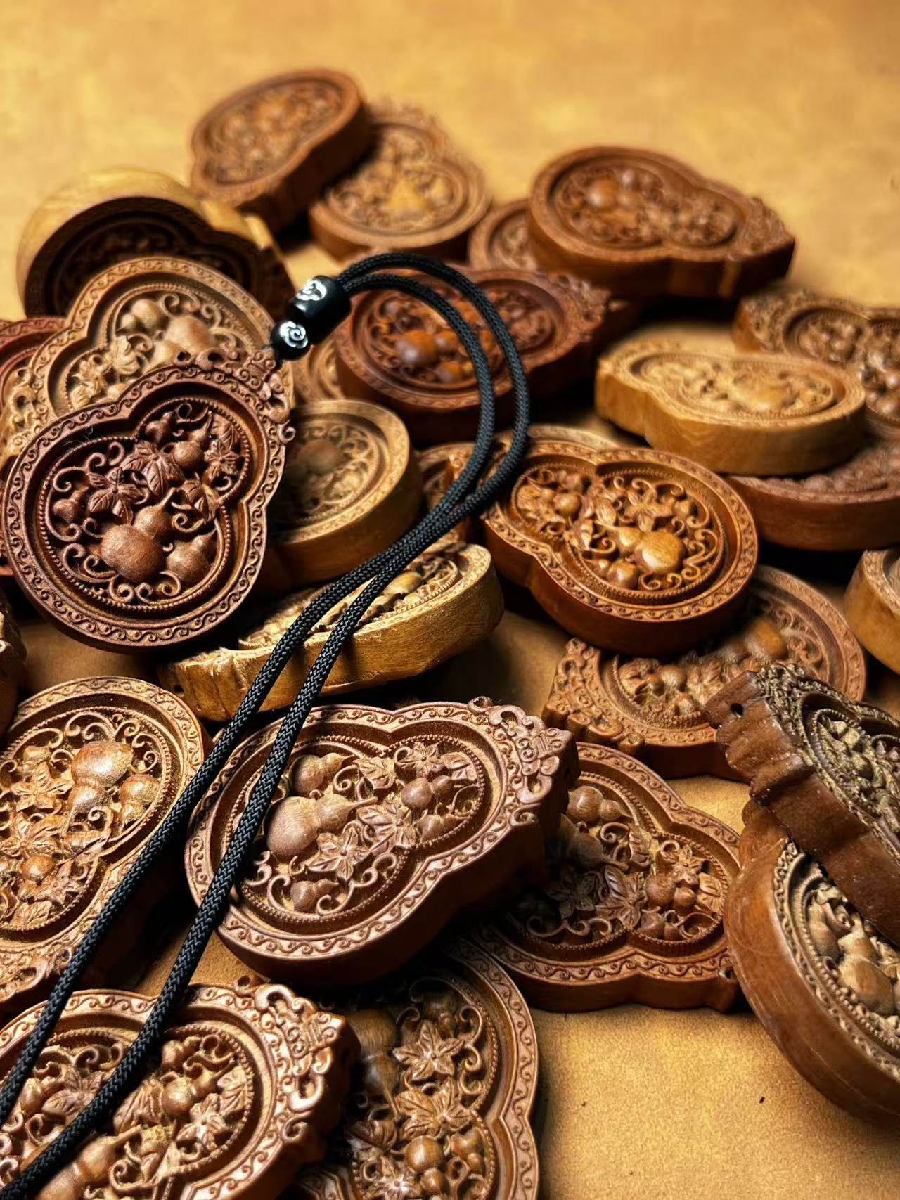 图片[7]-宝葫芦纳福化煞枣木精雕道系平安无事牌-衔鳞集