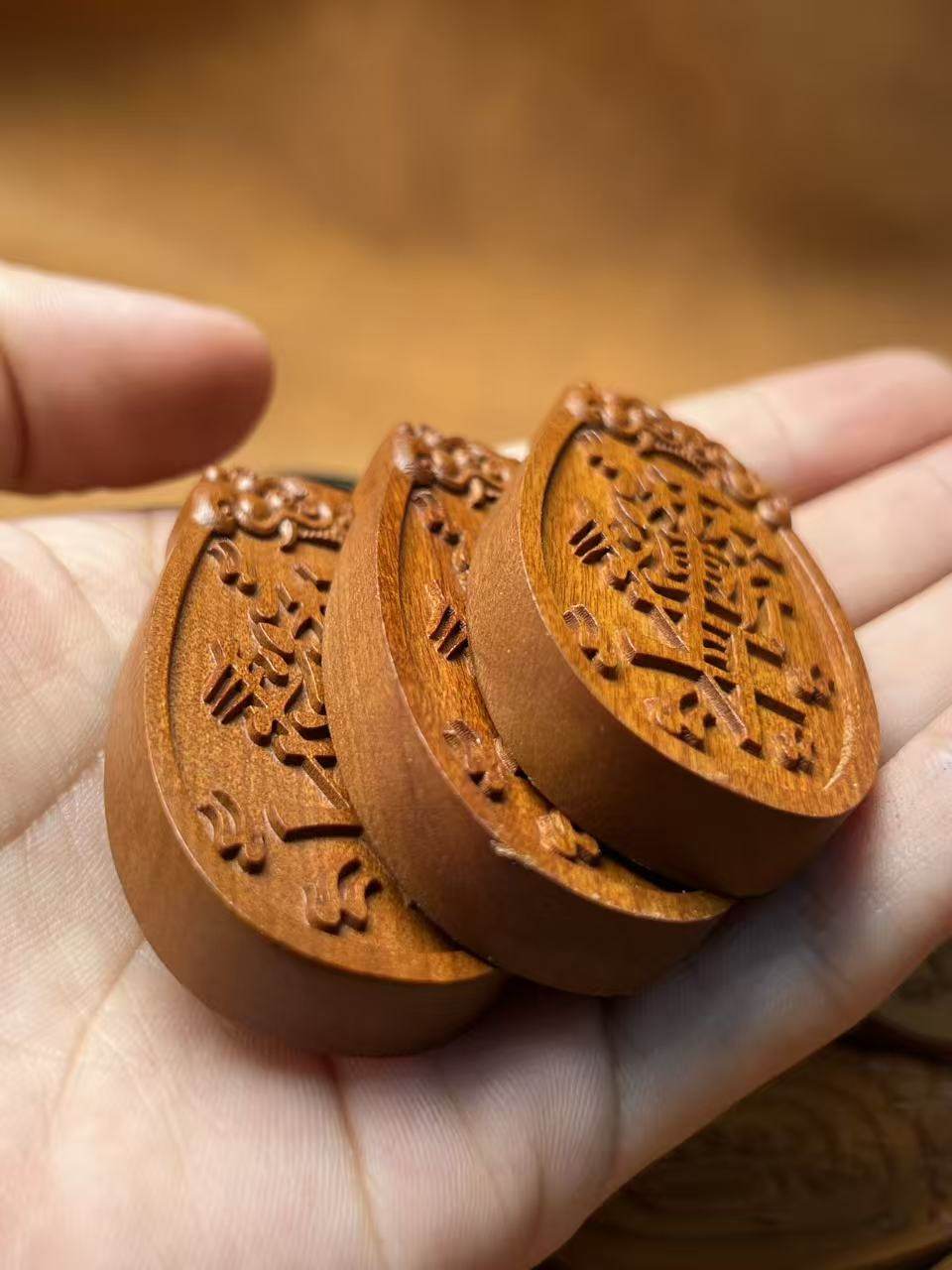 图片[9]-金光讳护体辟枣木精雕道系平安无事牌-衔鳞集