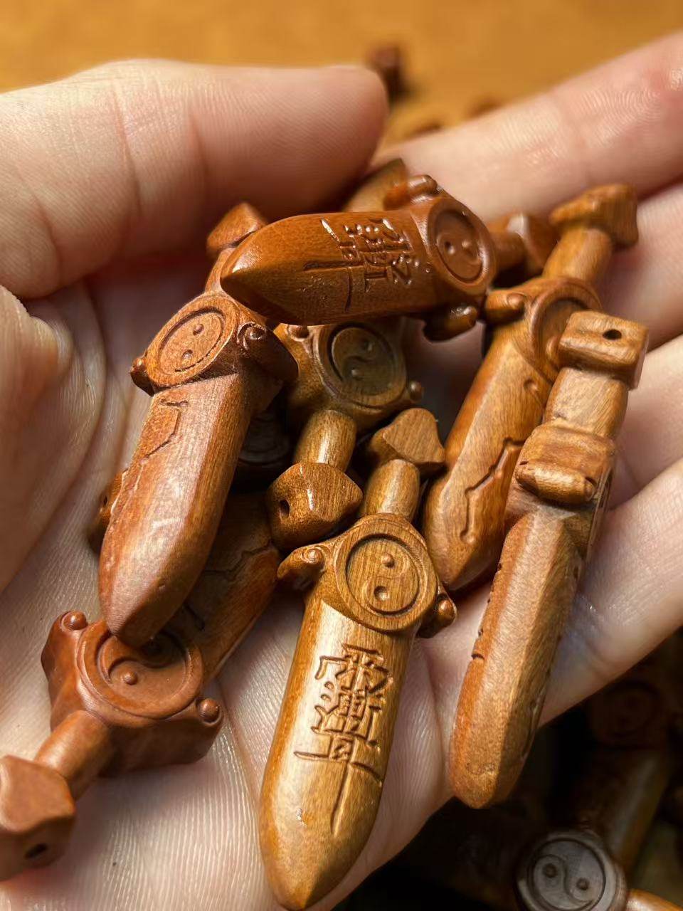 图片[2]-七星紫微讳剑护身枣木精雕道系能量吊坠-衔鳞集