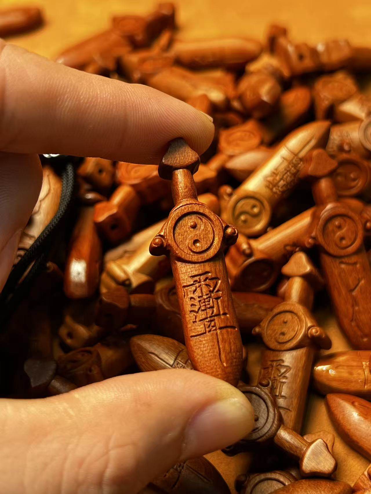 图片[5]-七星紫微讳剑护身枣木精雕道系能量吊坠-衔鳞集