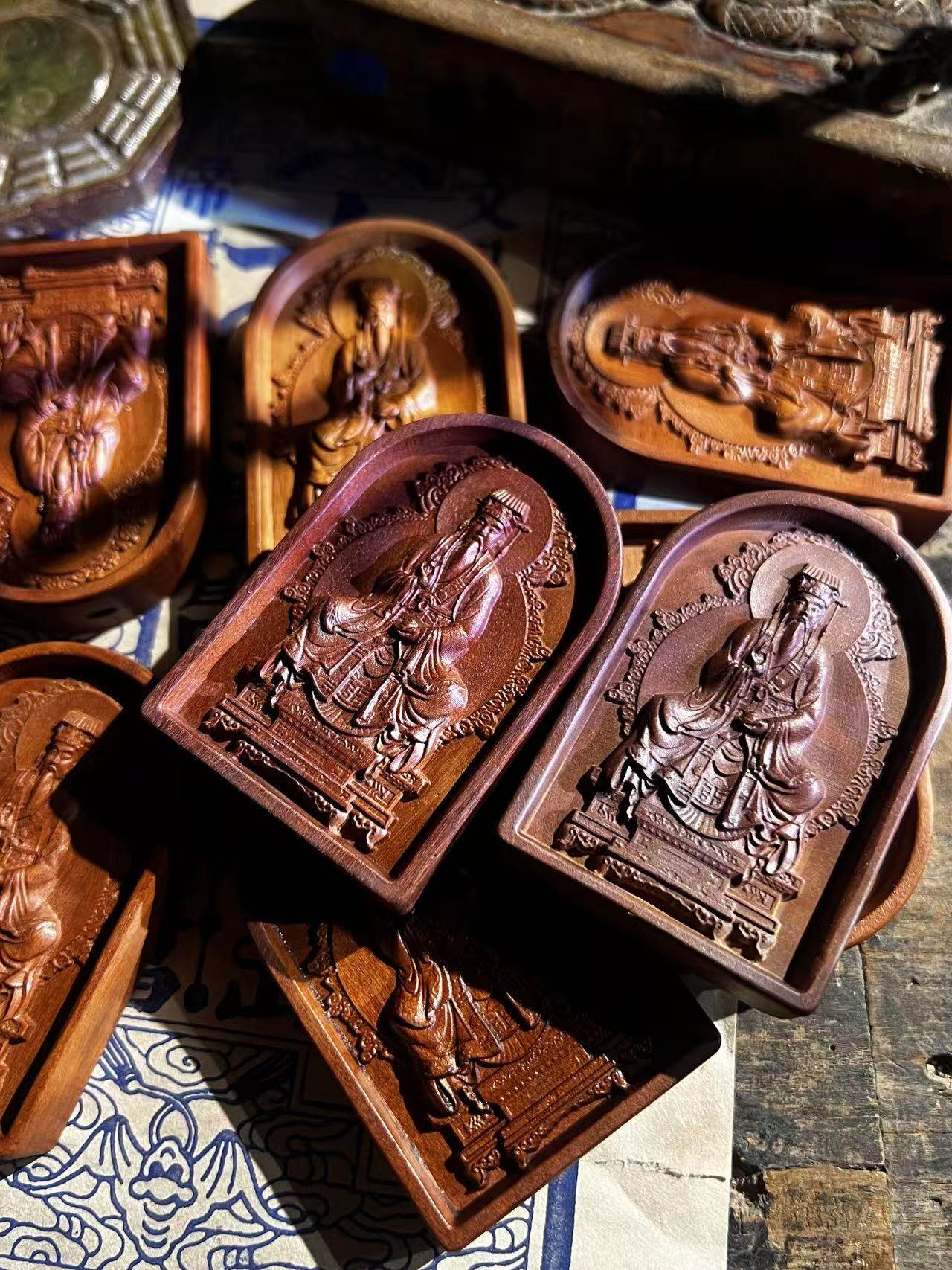 图片[8]-文昌帝君开智枣木老料精雕道系无事牌-衔鳞集