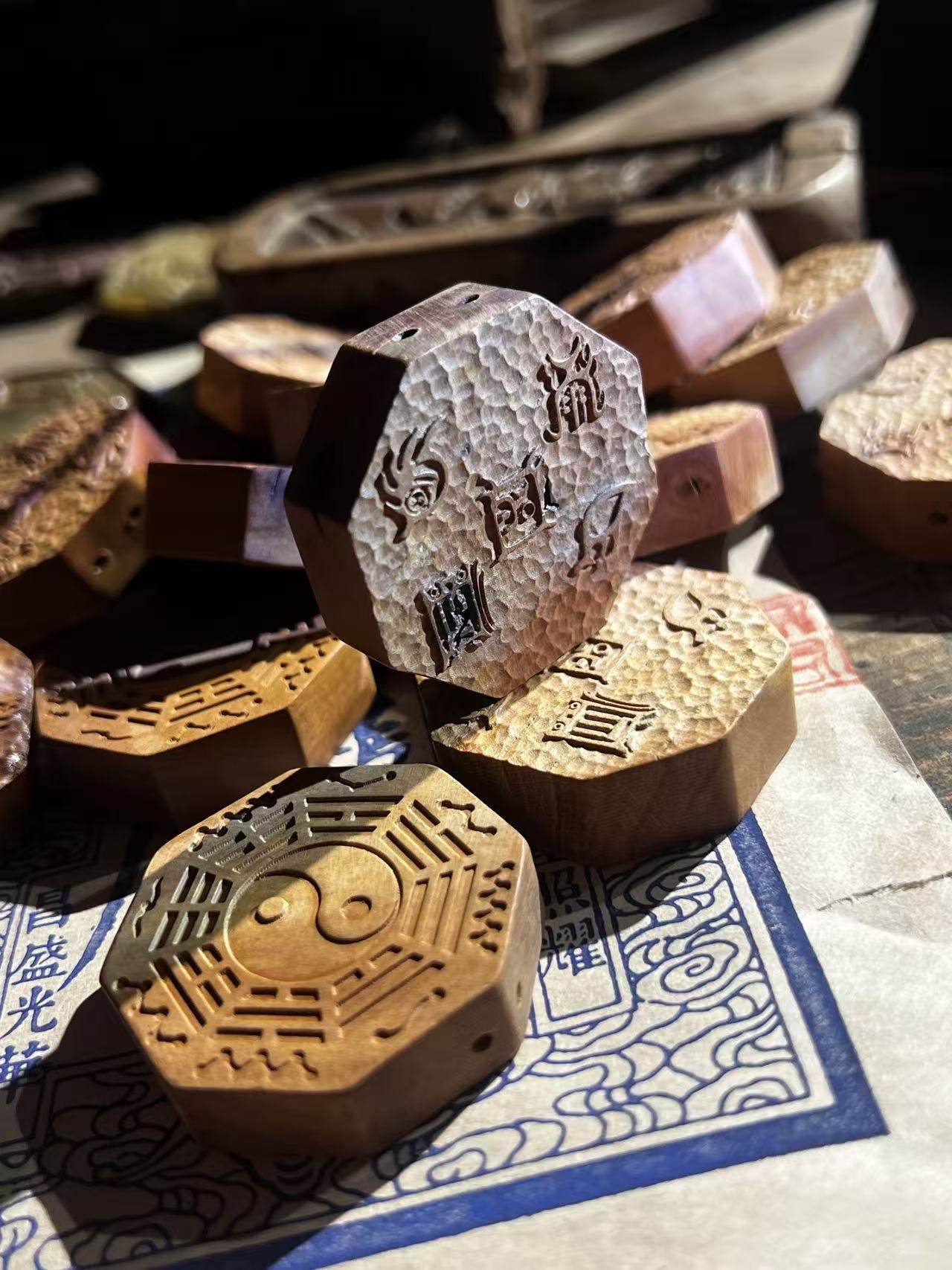 图片[4]-五岳真形太极八卦枣木雕刻道系无事牌-衔鳞集