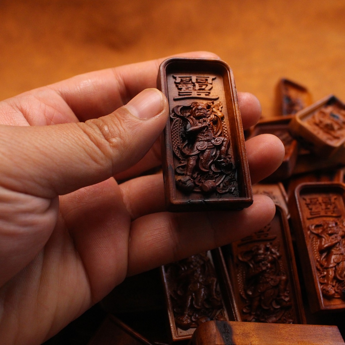 图片[5]-邓元帅天皇号令枣木精雕道系平安无事牌-衔鳞集