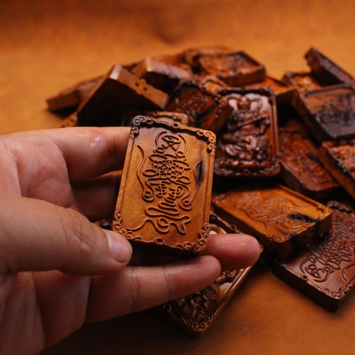 图片[4]-真武大帝护身枣木精雕道系平安无事牌-衔鳞集