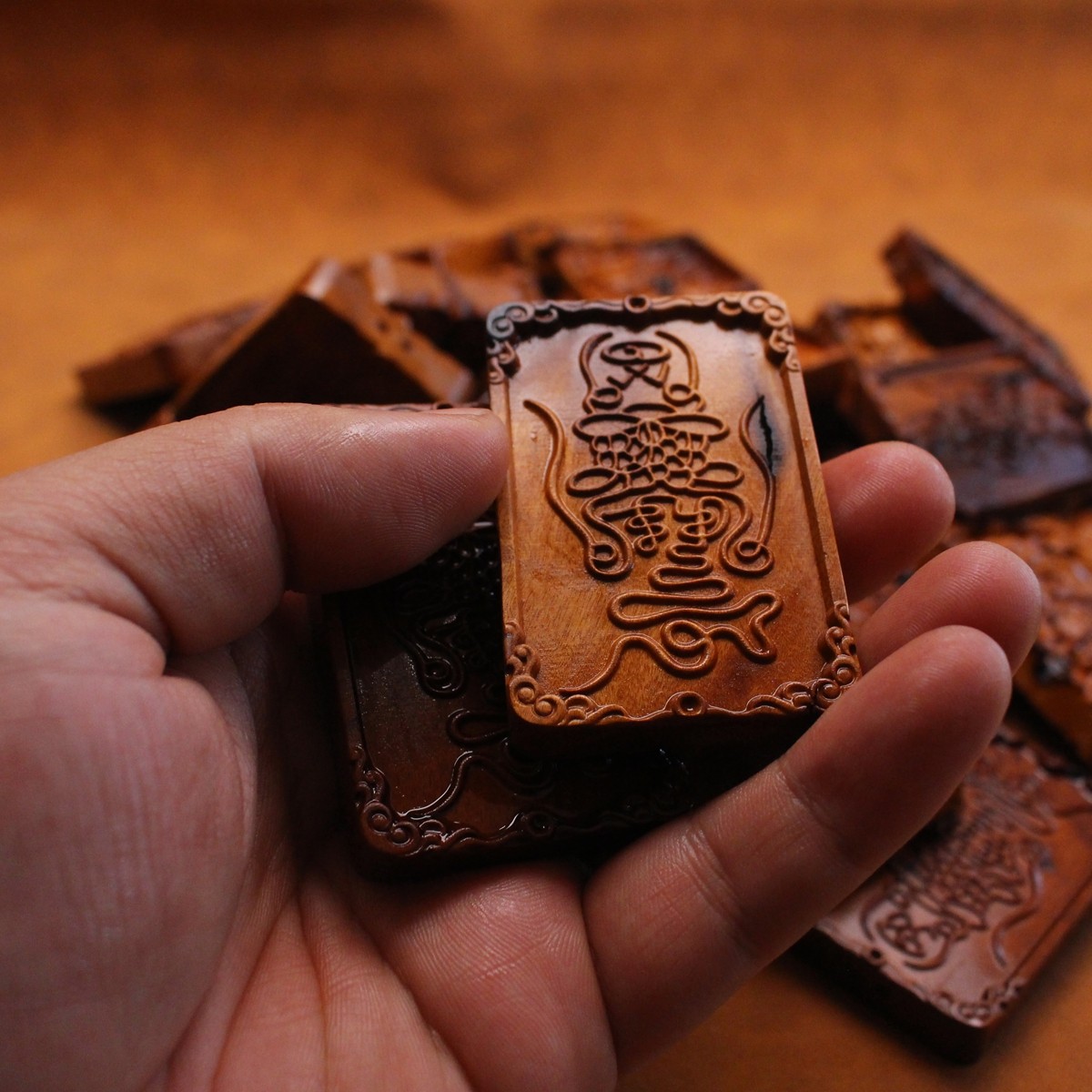 图片[3]-真武大帝护身枣木精雕道系平安无事牌-衔鳞集