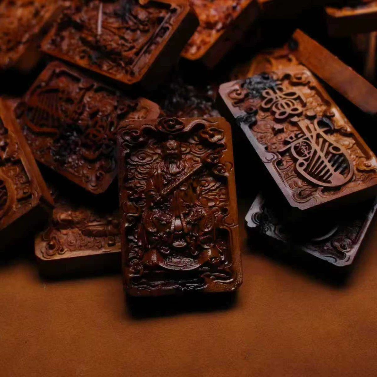 张天师雷击枣木精雕道系镇宅平安无事牌-衔鳞集