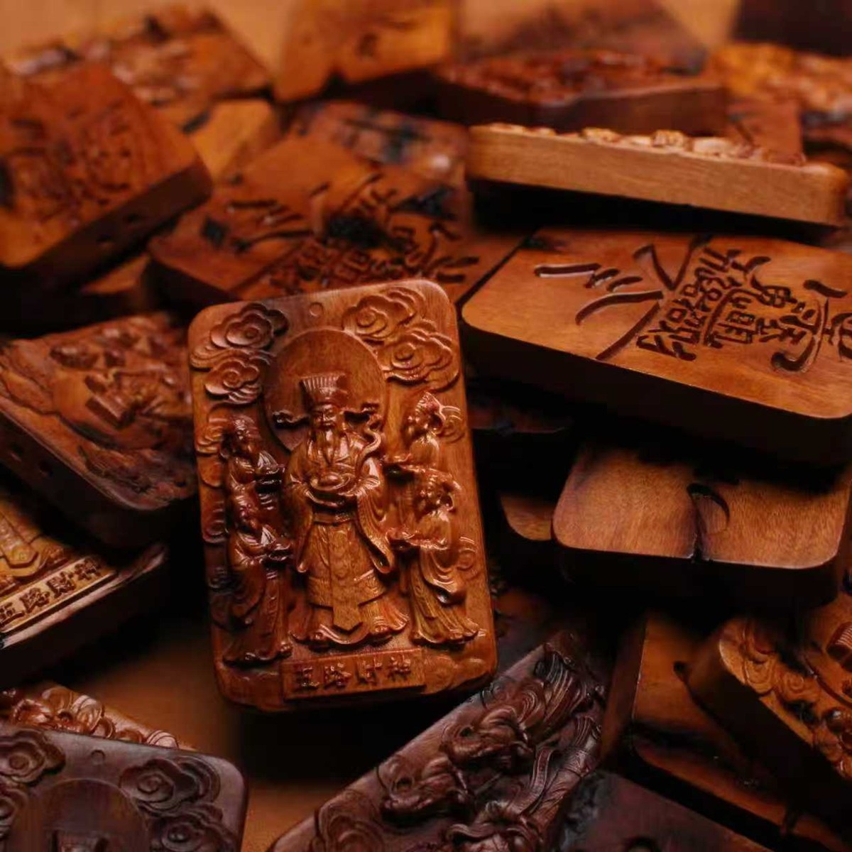 图片[8]-五路财神雷击枣木精雕道系招财平安无事牌-衔鳞集